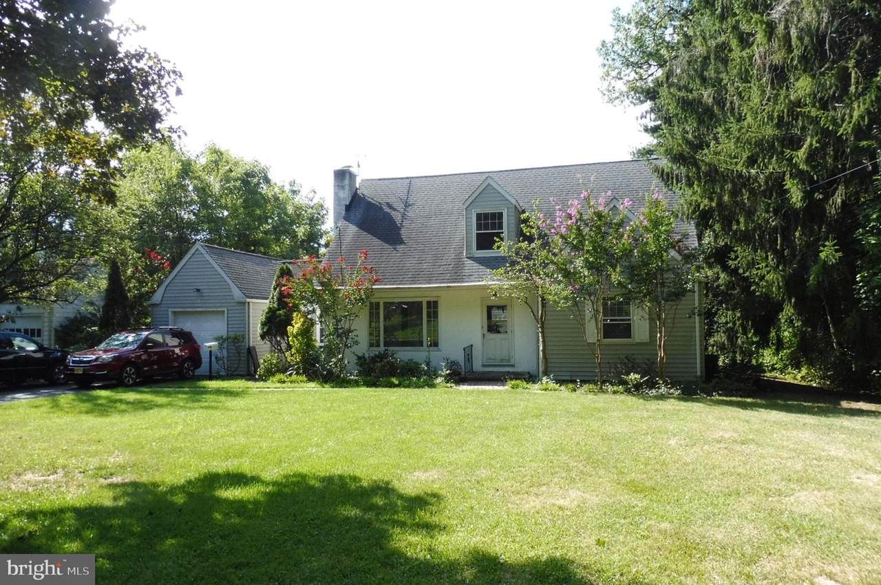 1 Hampton Road - Photo 1