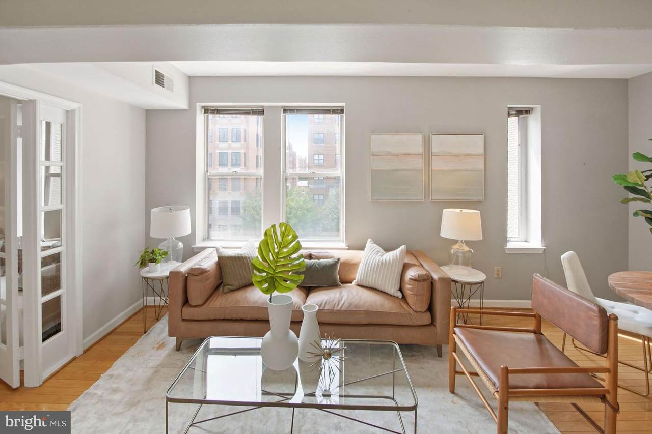 1619 R Street - Photo 1