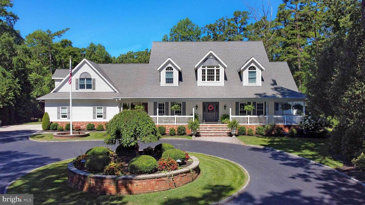 14 Waterfront Way - Photo 1