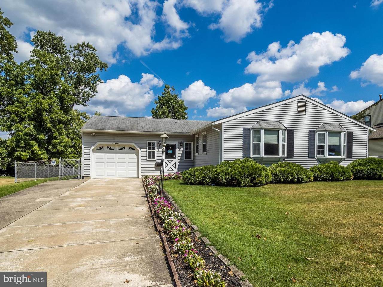 29 Kennedy Drive - Photo 1