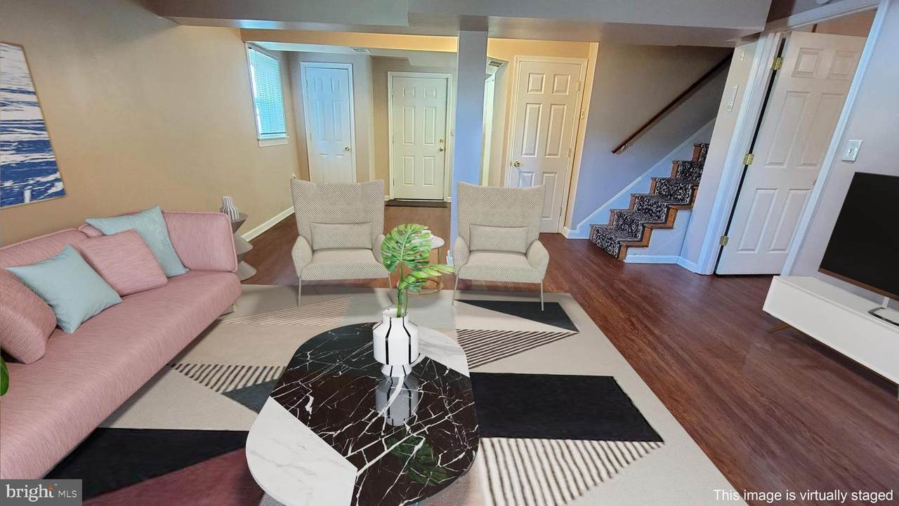 203 Linden - Photo 1