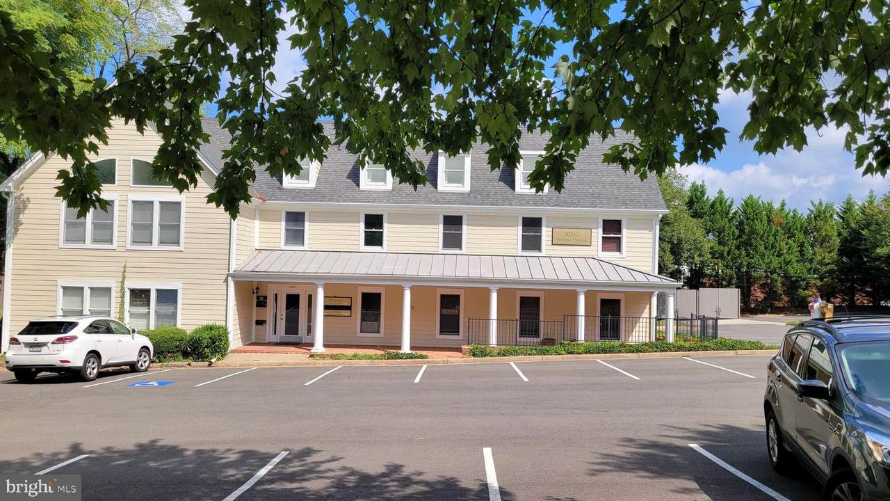 10530 Warwick Avenue - Photo 1
