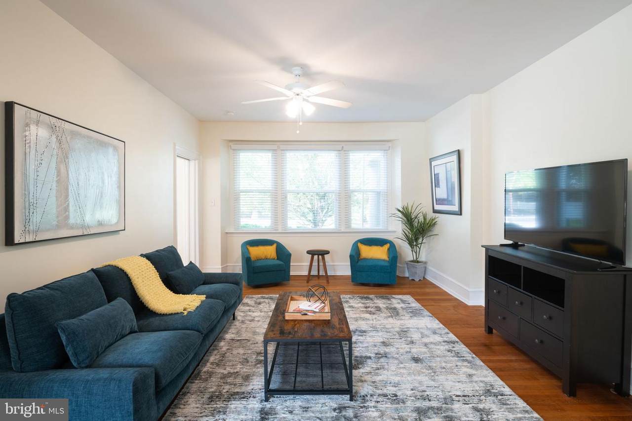 900 Greenwood Avenue - Photo 1
