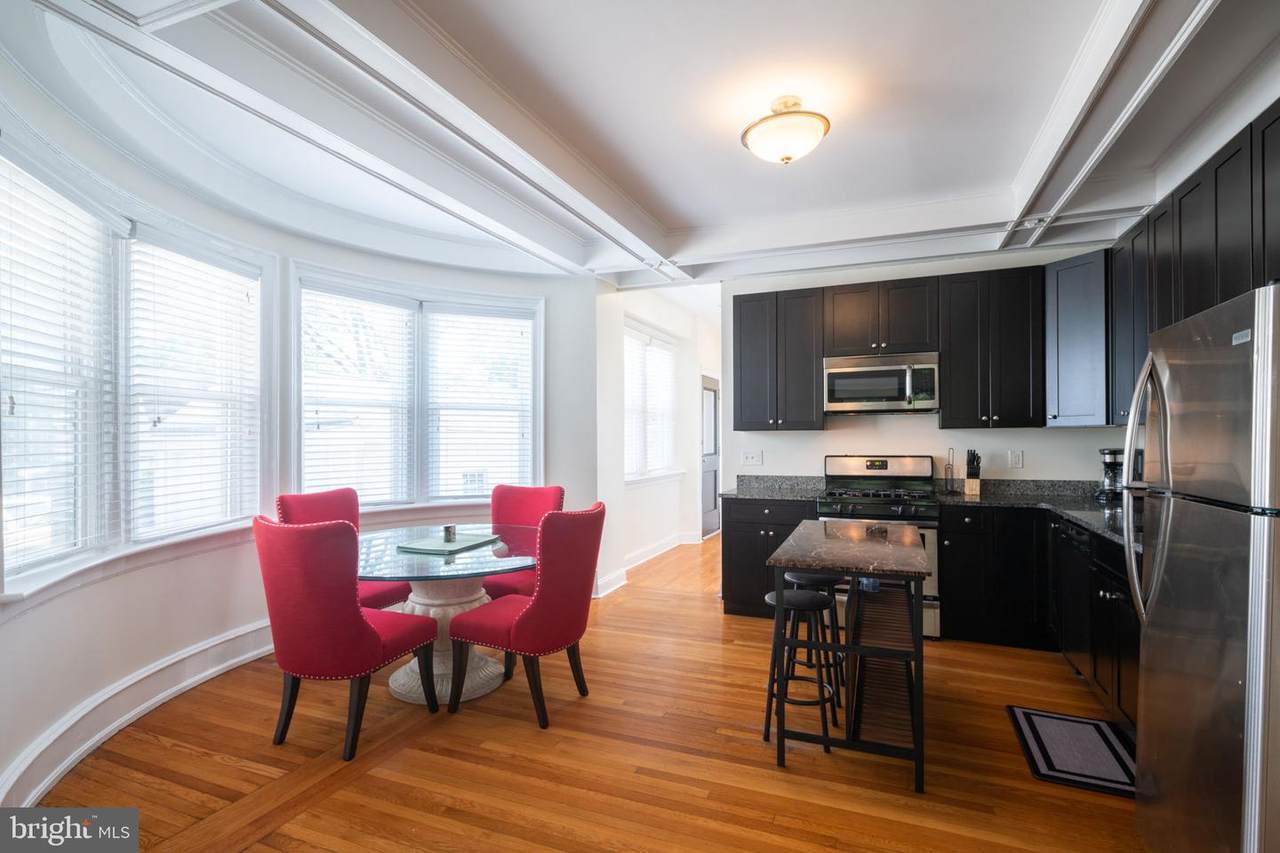 906 Greenwood Avenue - Photo 1