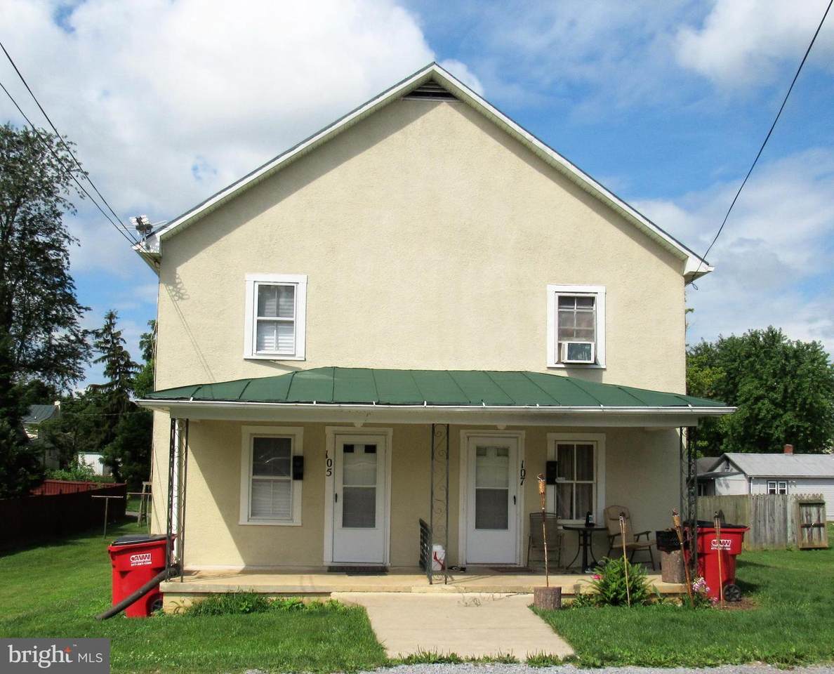 105 N George Street - Photo 1