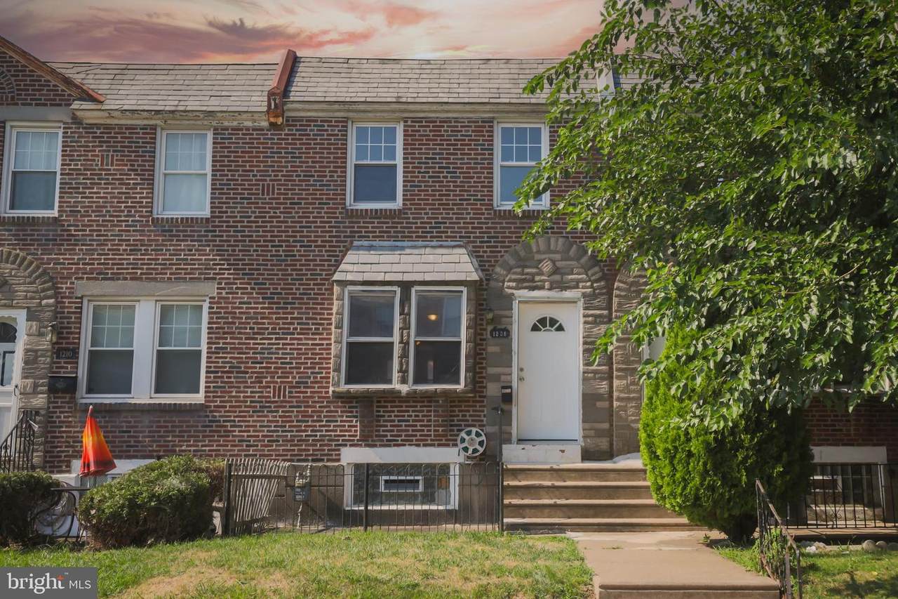 1208 Greeby Street - Photo 1