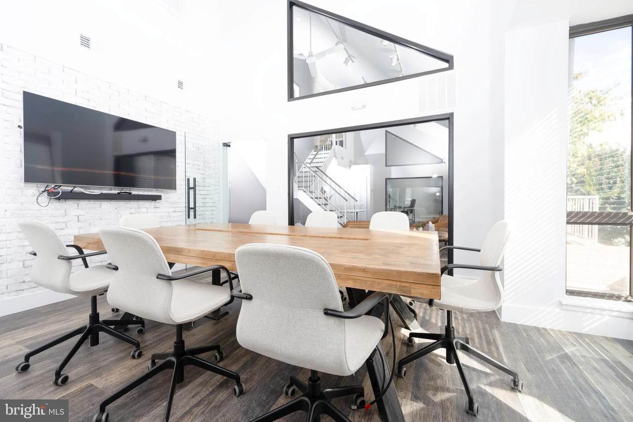6255 Executive Boulevard - Photo 1