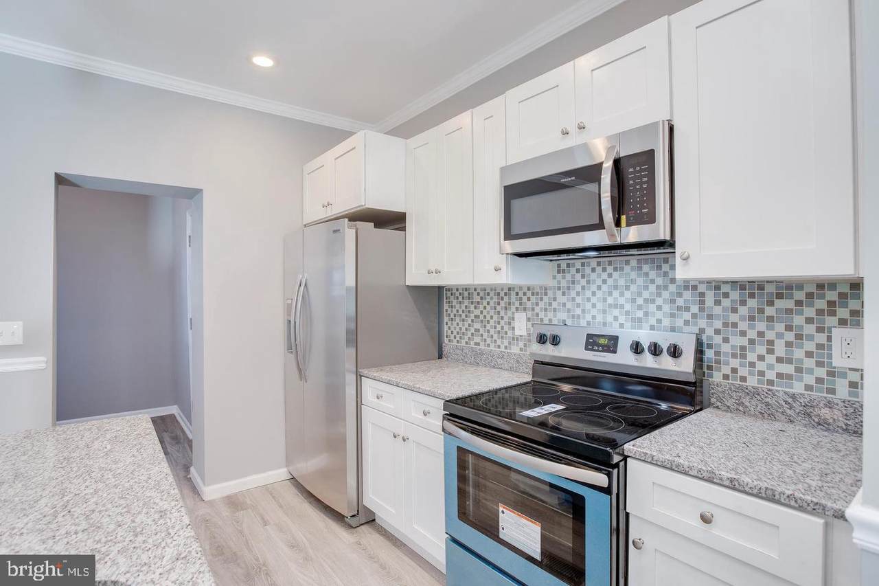 742 Grantley Street - Photo 1