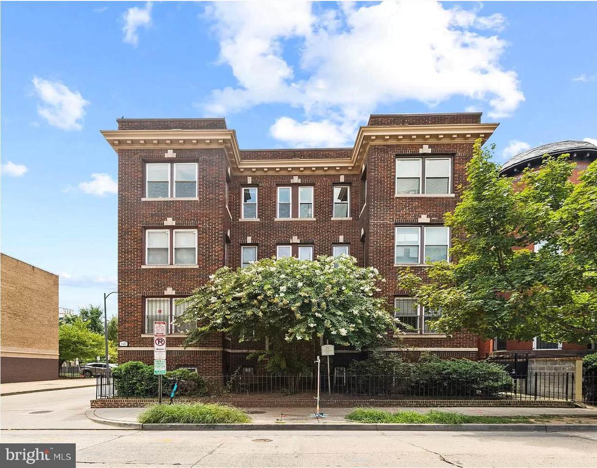 1420 Harvard Street - Photo 1