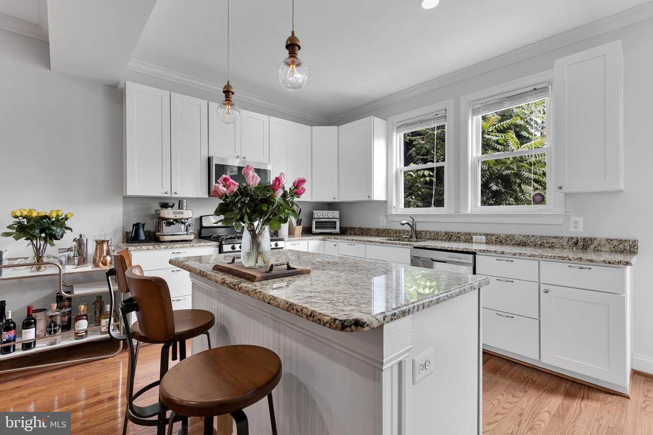 625 Longfellow Street - Photo 1