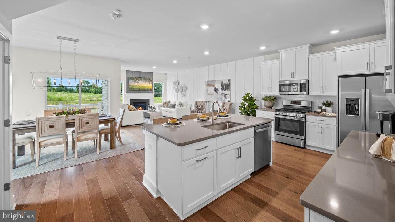 539 Buttonwood Street - Photo 1