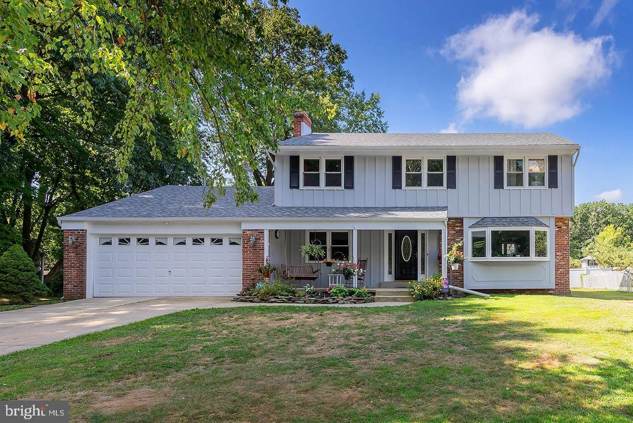 109 London Lane - Photo 1