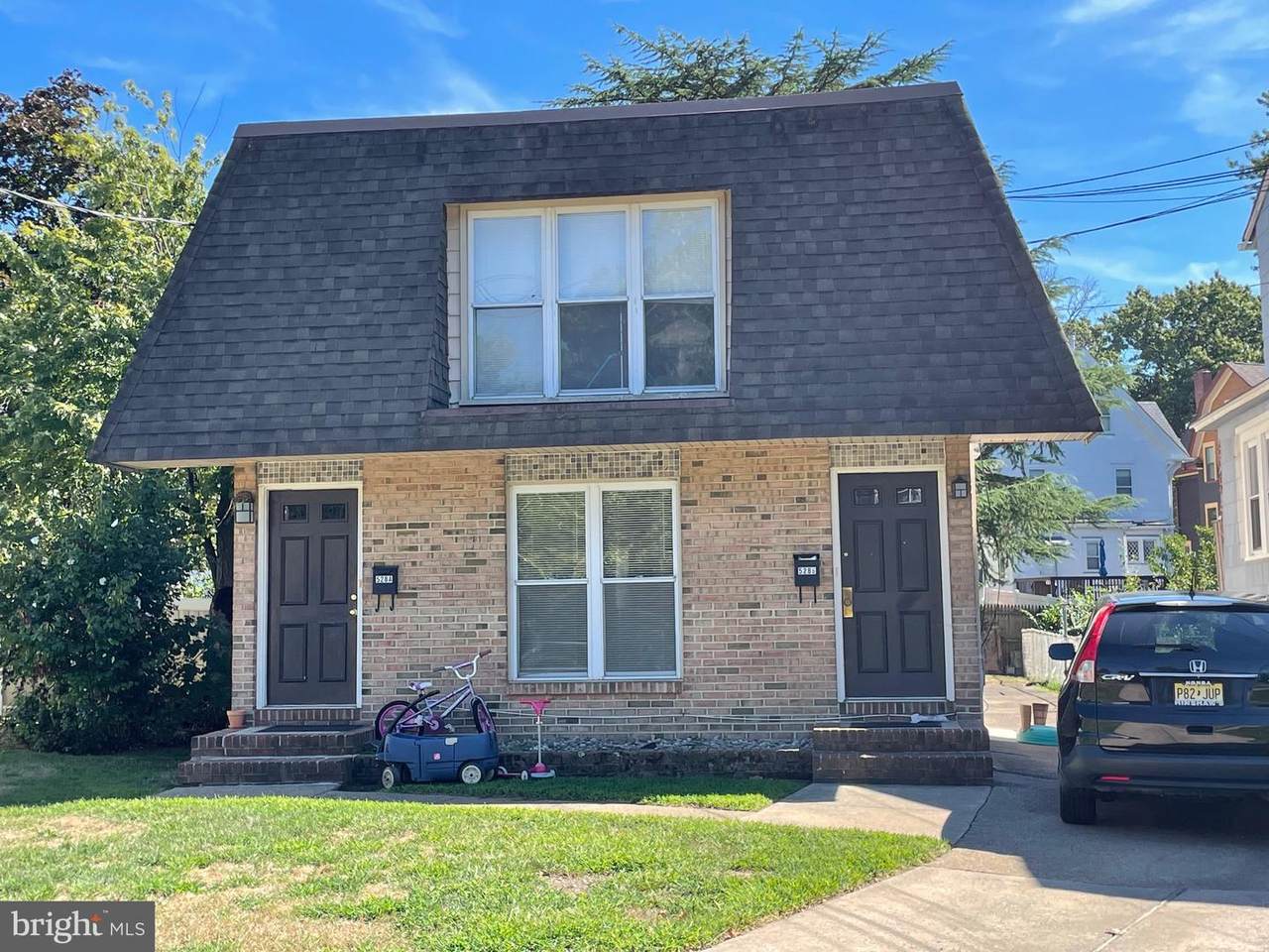 528 Lincoln Avenue - Photo 1