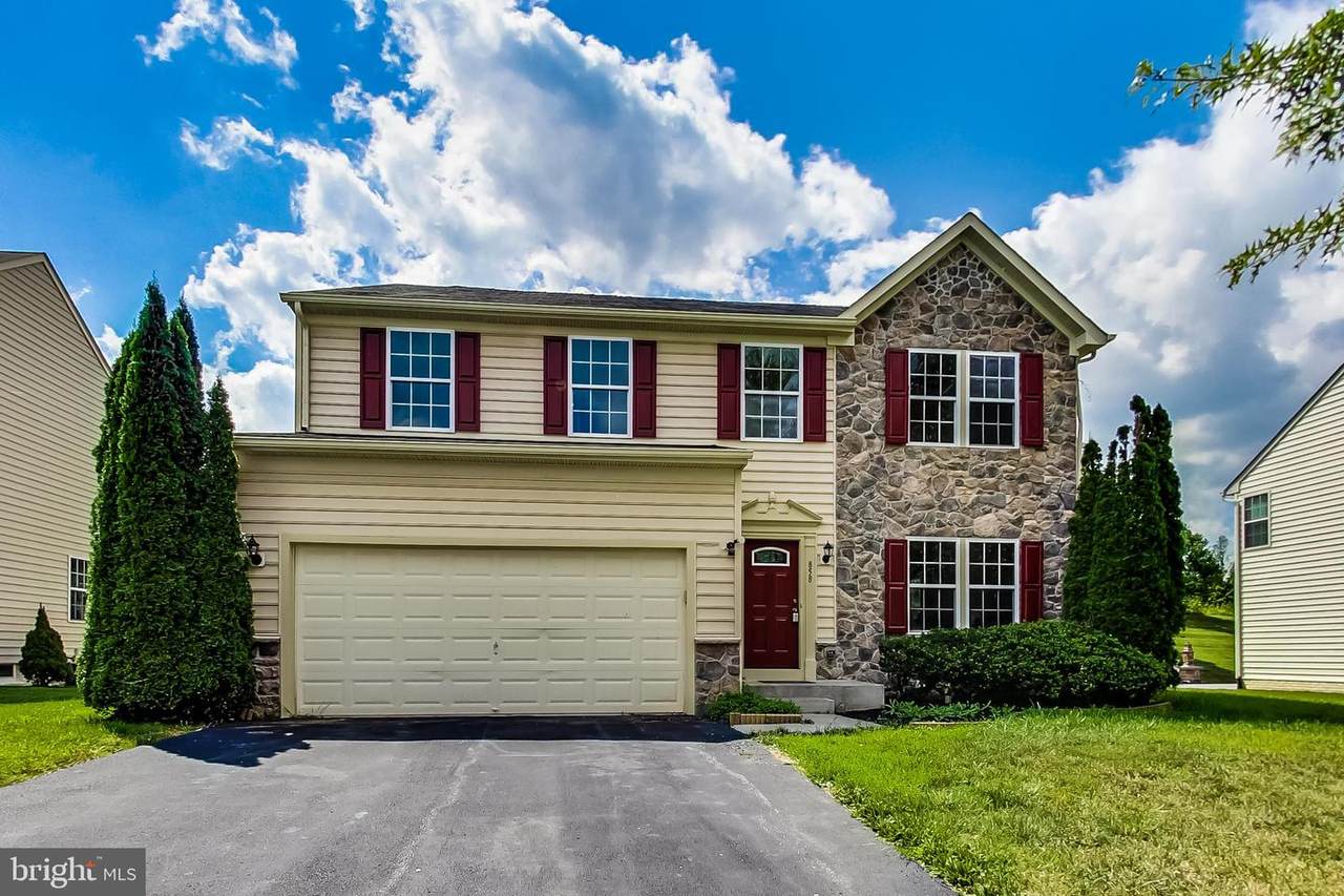 858 Quiet Meadow Court - Photo 1