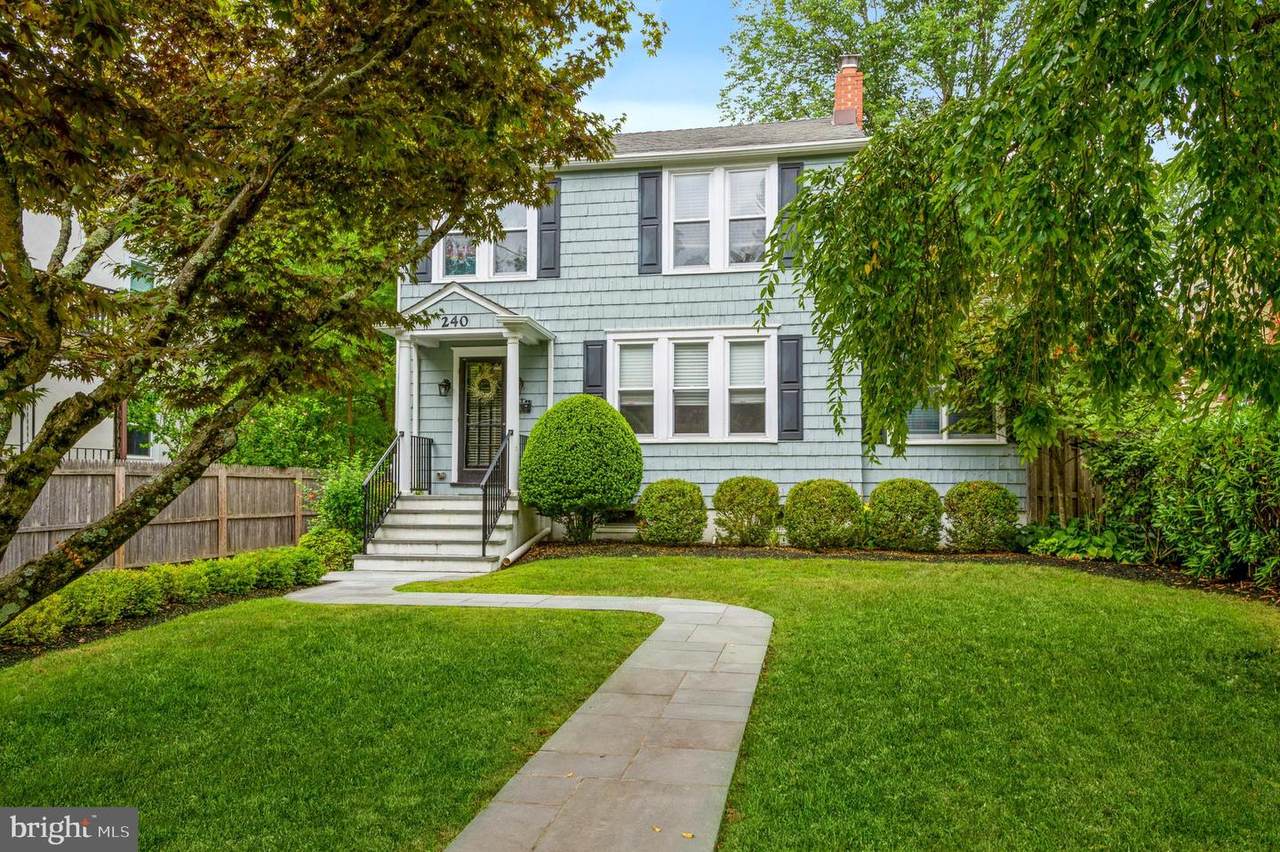 240 Mount Lucas Road - Photo 1