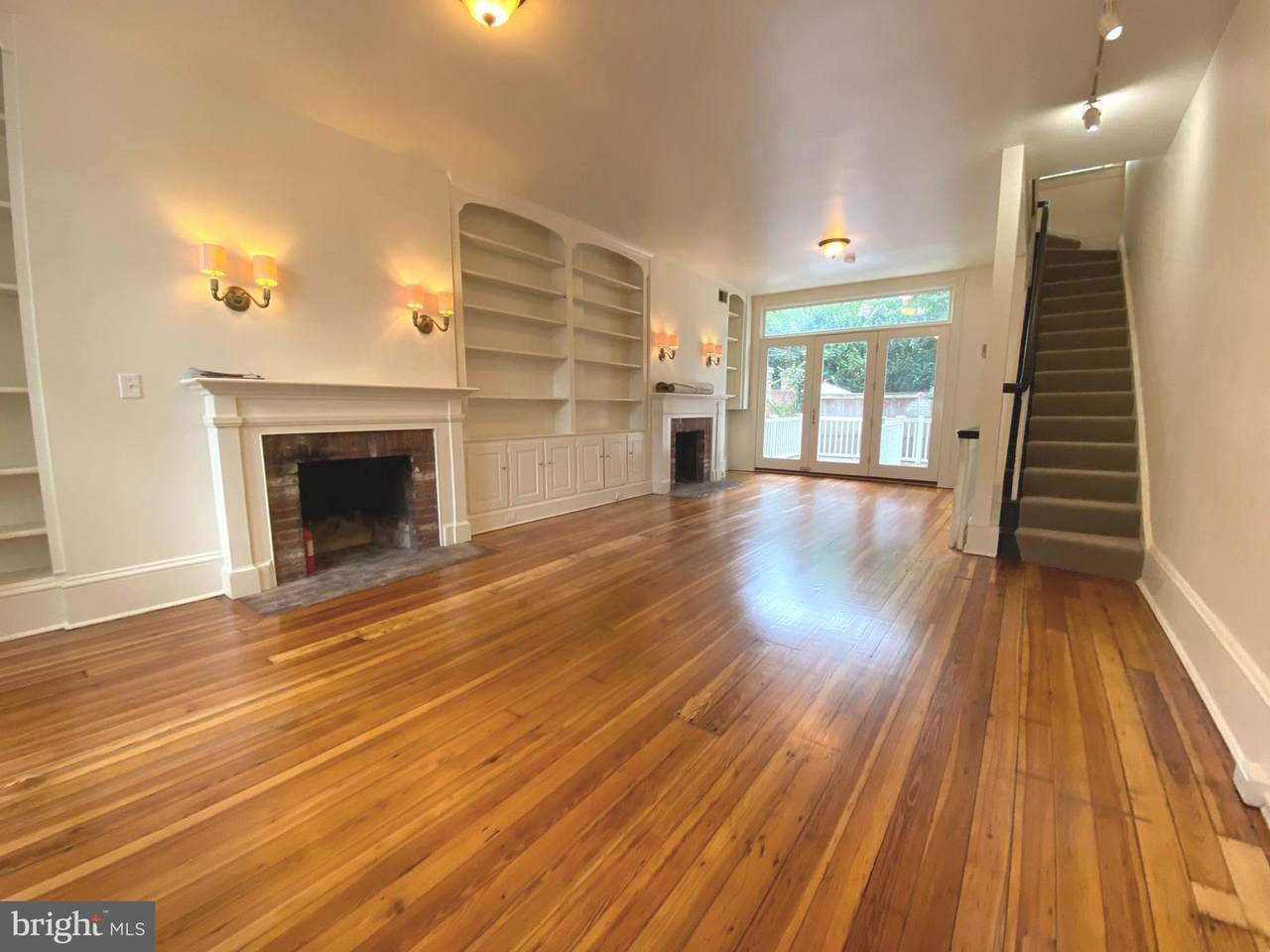 1321 33RD Street - Photo 1