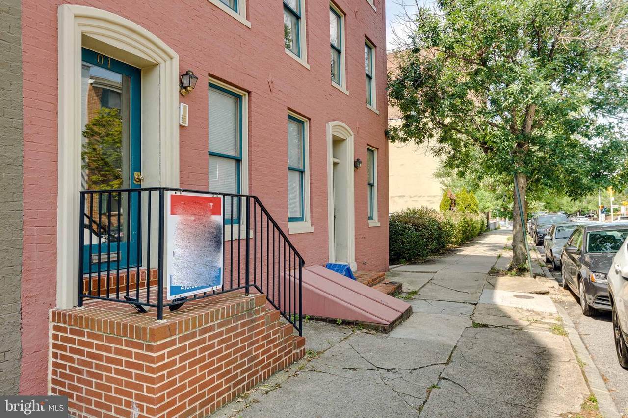 1 Henrietta Street - Photo 1