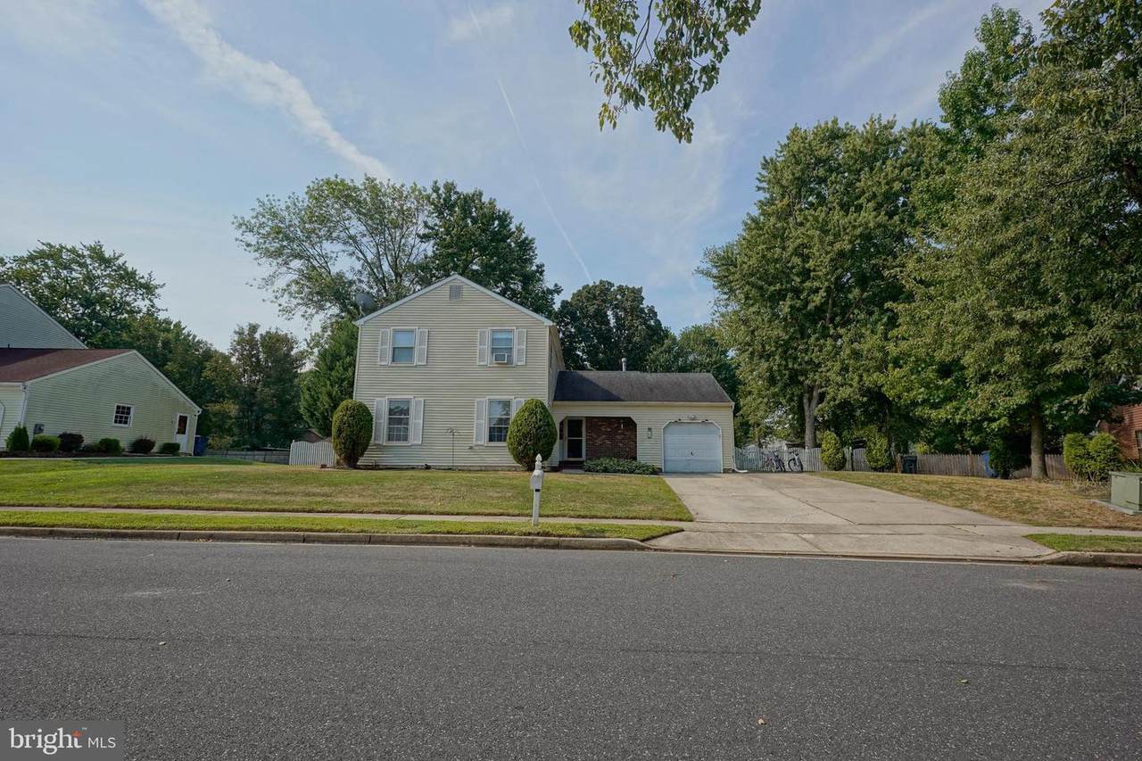 28 Dunhill Drive - Photo 1