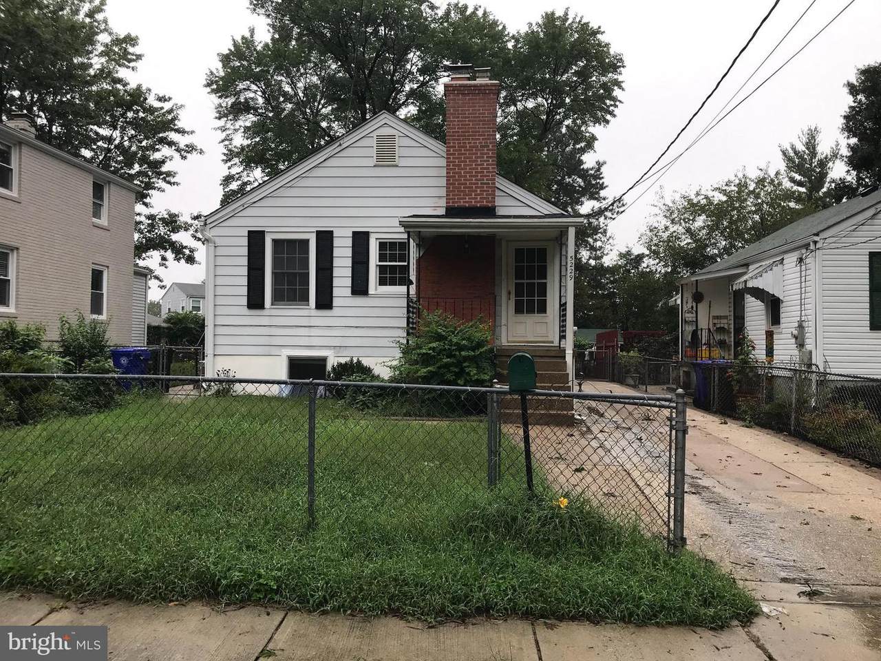 5229 5TH Street - Photo 1