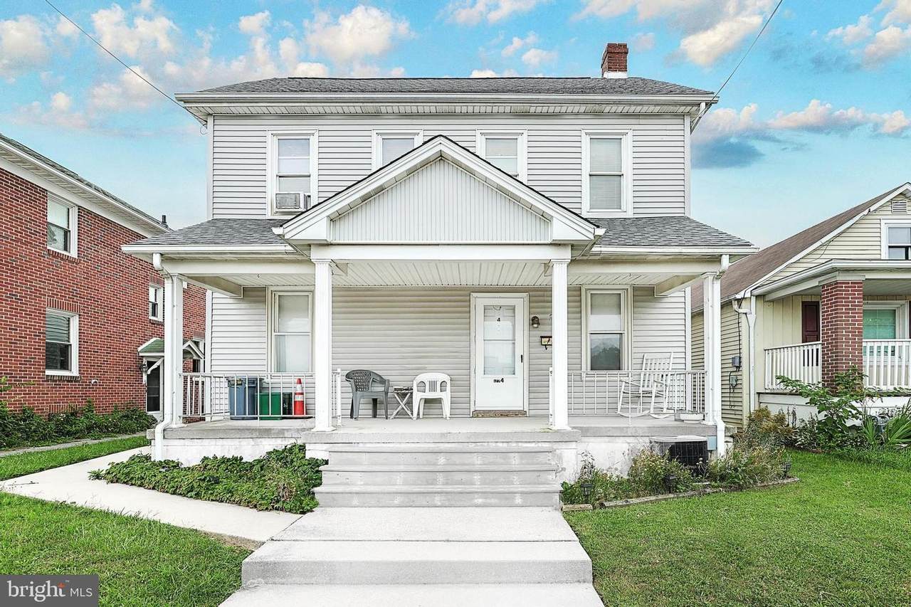 905 York Street - Photo 1