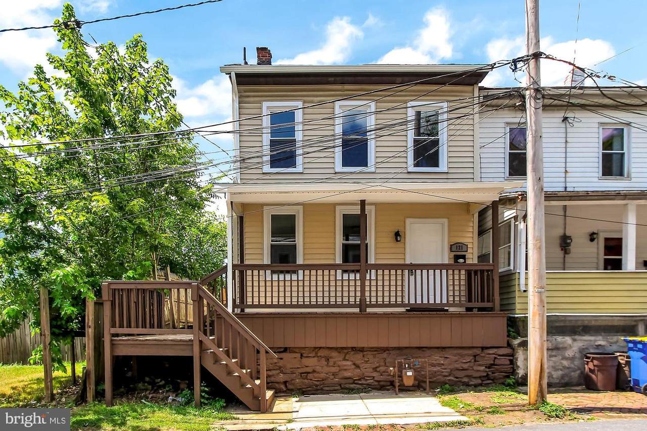 121 Fisher Avenue - Photo 1