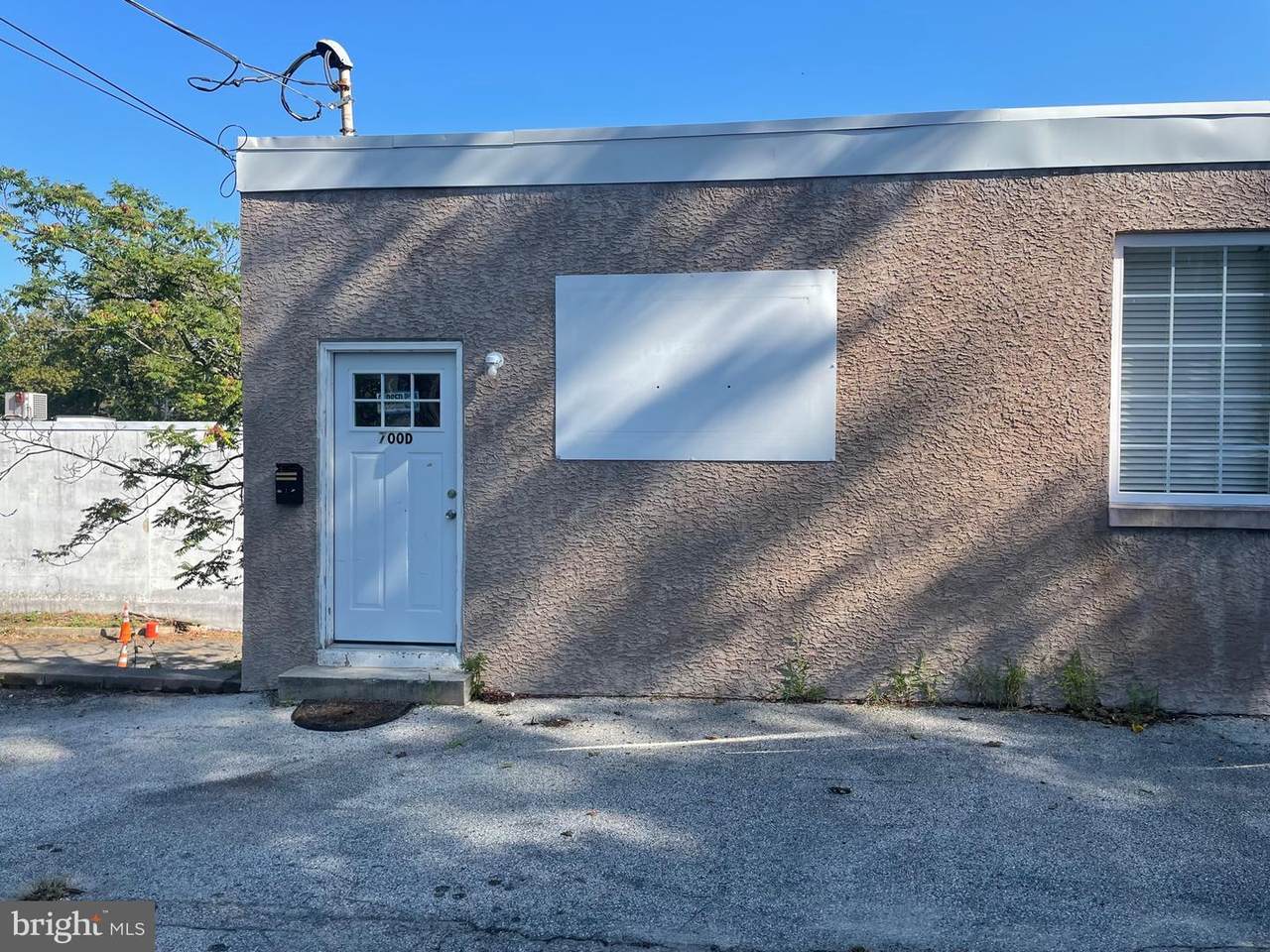 700 W Baltimore Ave Avenue - Photo 1