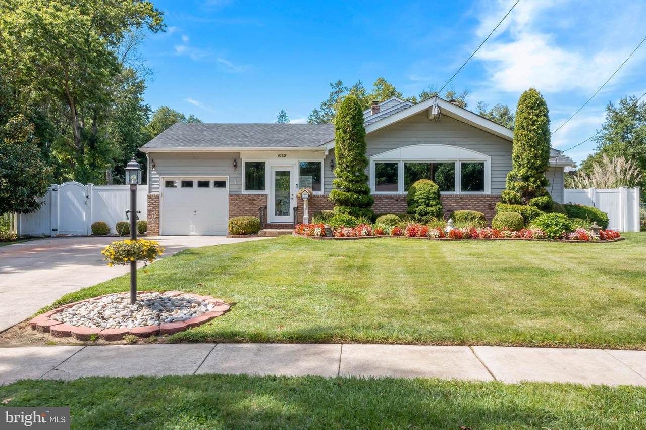 612 Dartmouth Avenue - Photo 1