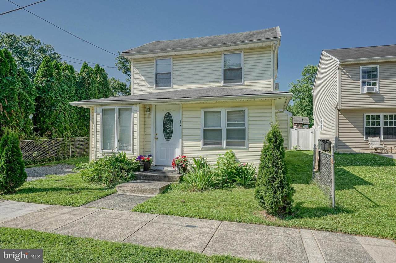 17 Magnolia - Photo 1