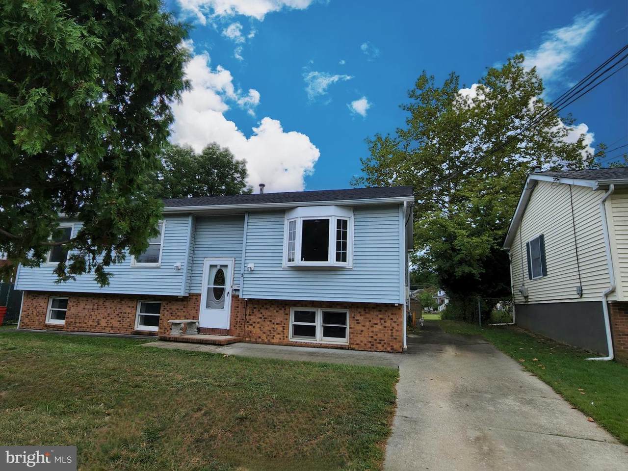 1 Grandview Avenue - Photo 1