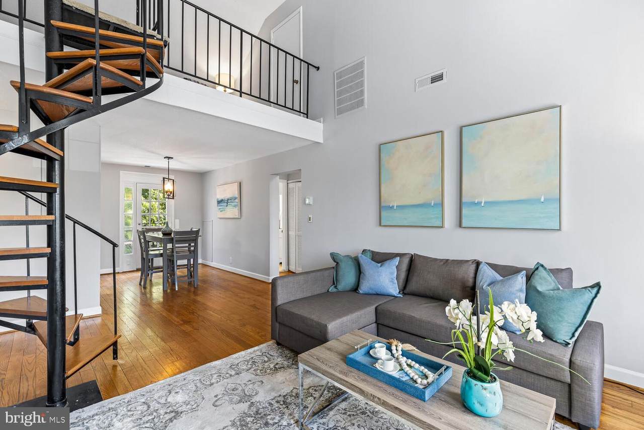 4814 30TH Street - Photo 1