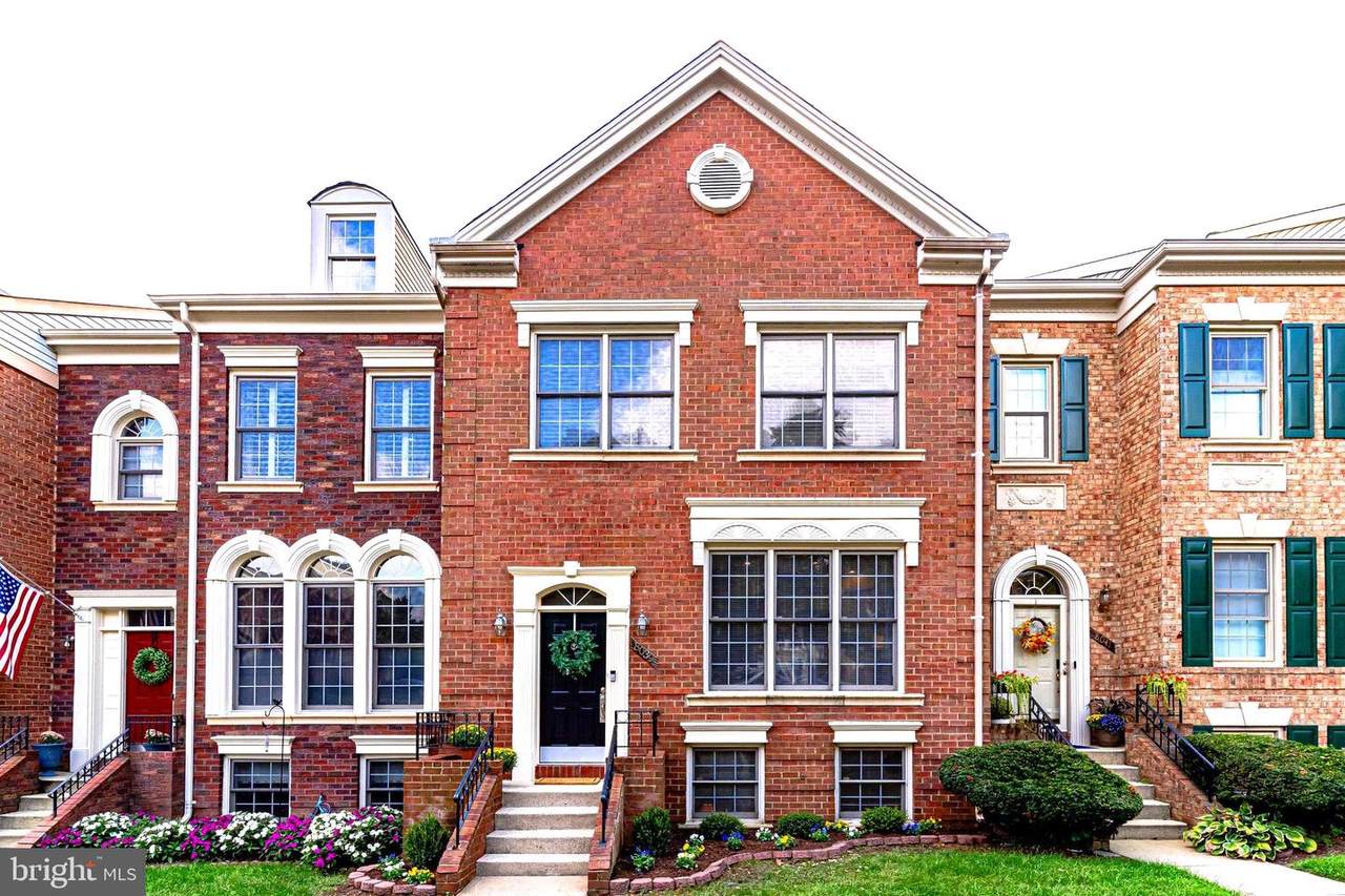 8039 Tanworth Court - Photo 1
