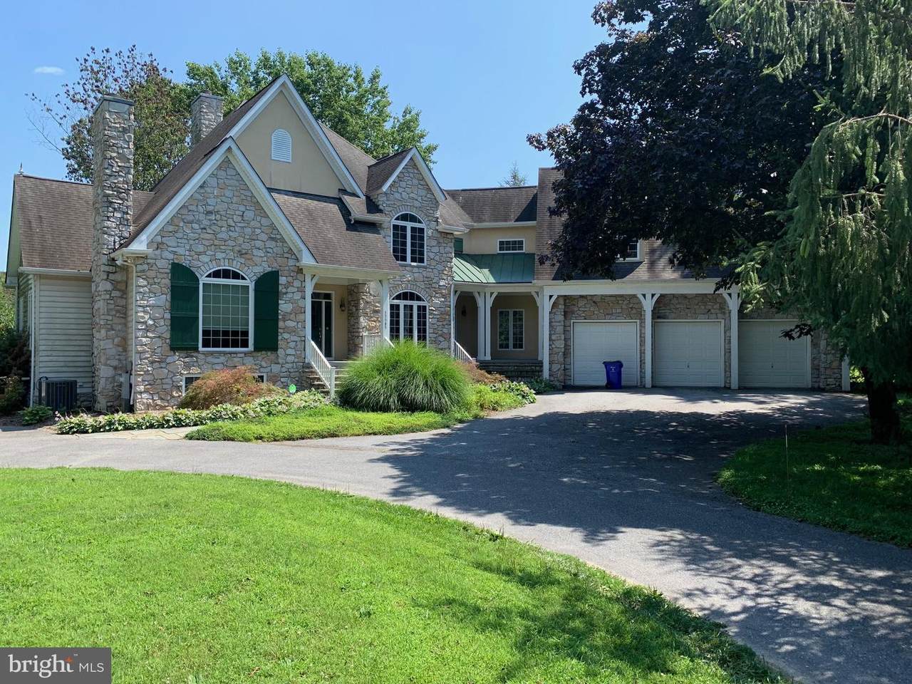 13385 Forsythe Road - Photo 1
