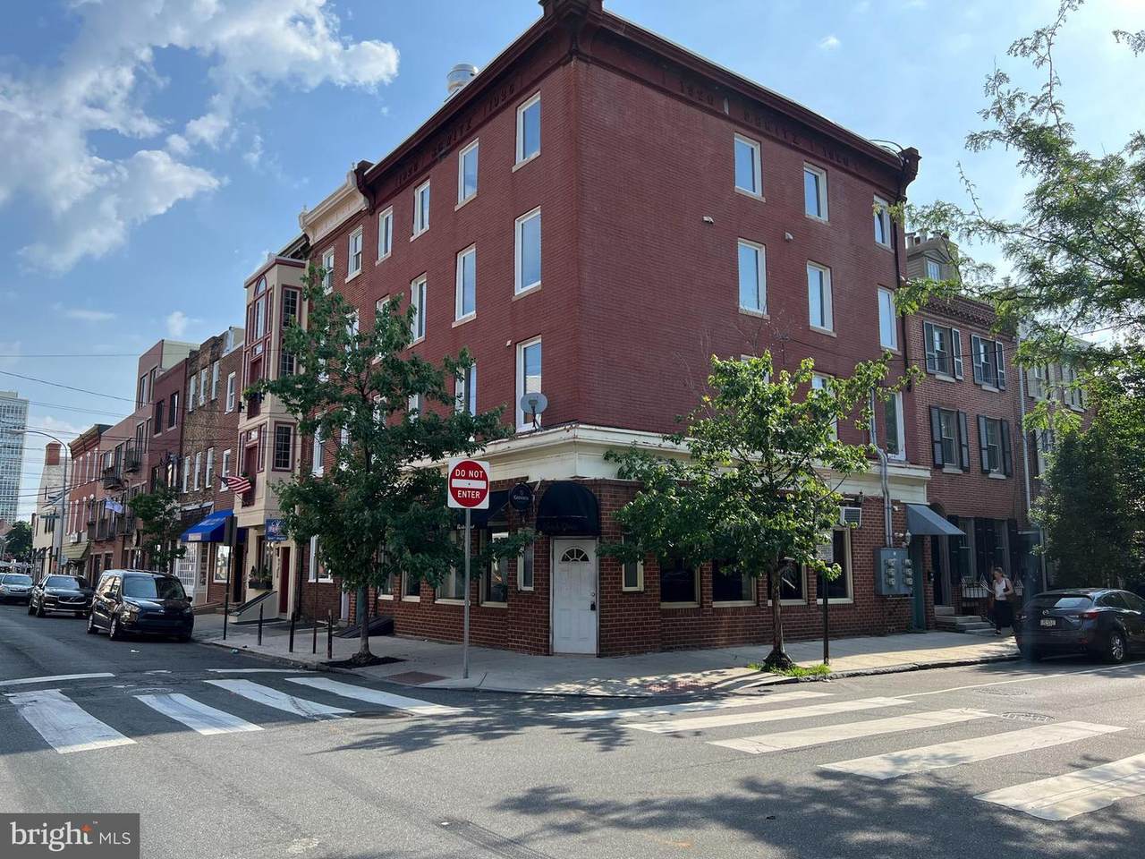 627-29 2ND Street - Photo 1