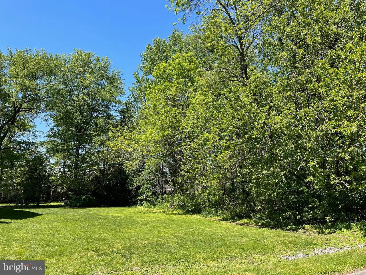 9 Ashland - Photo 1