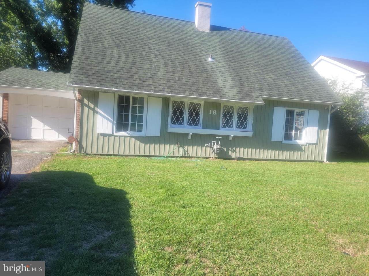 18 Berkshire Lane - Photo 1