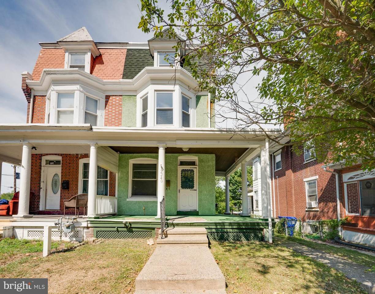 2240 Northmont Boulevard - Photo 1