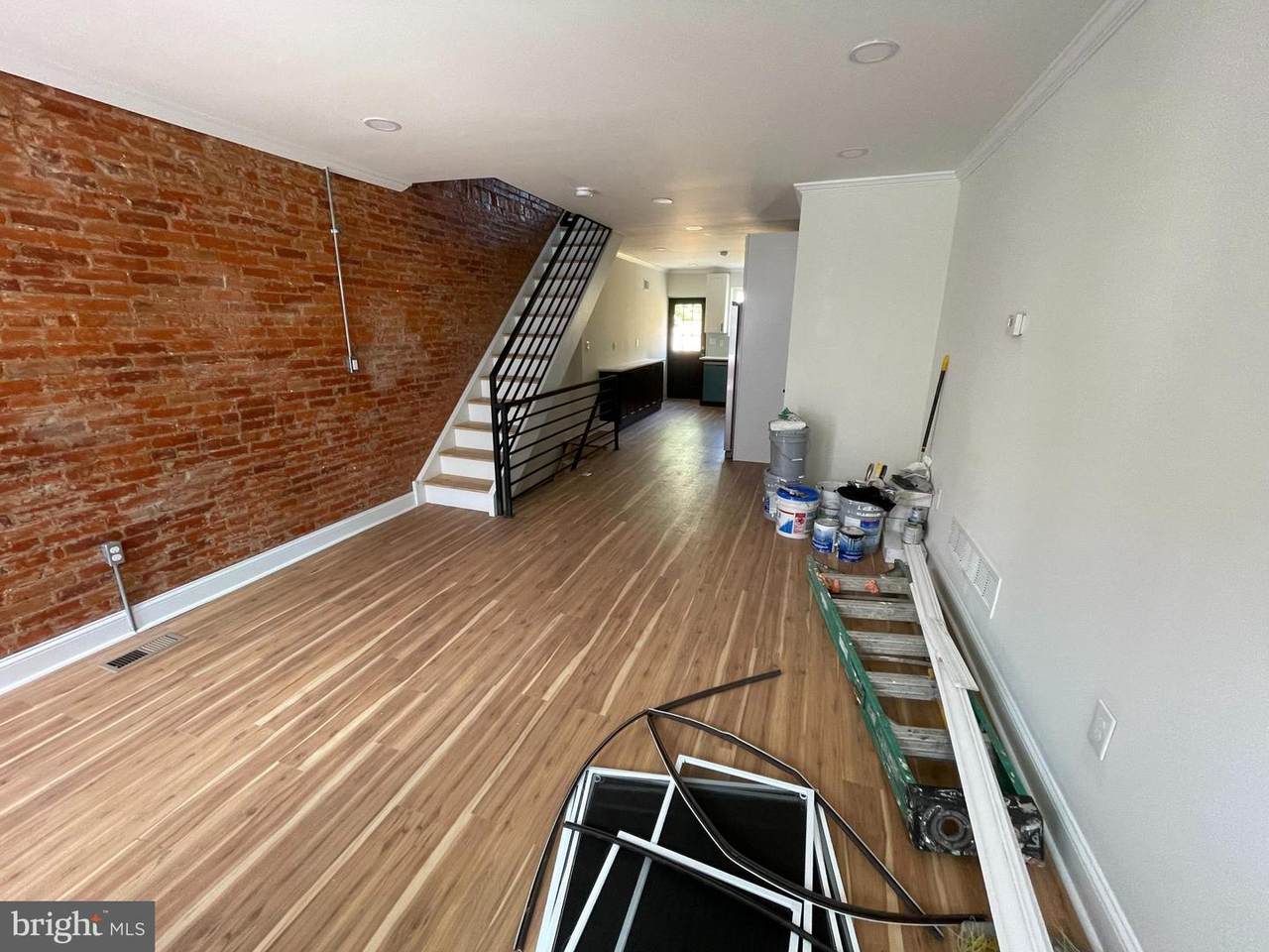 2039 Mountain Street - Photo 1