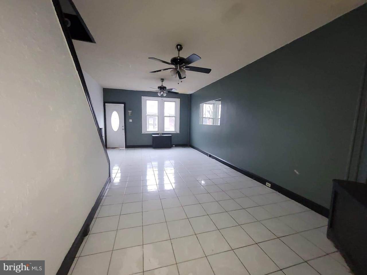 813 Russell Street - Photo 1