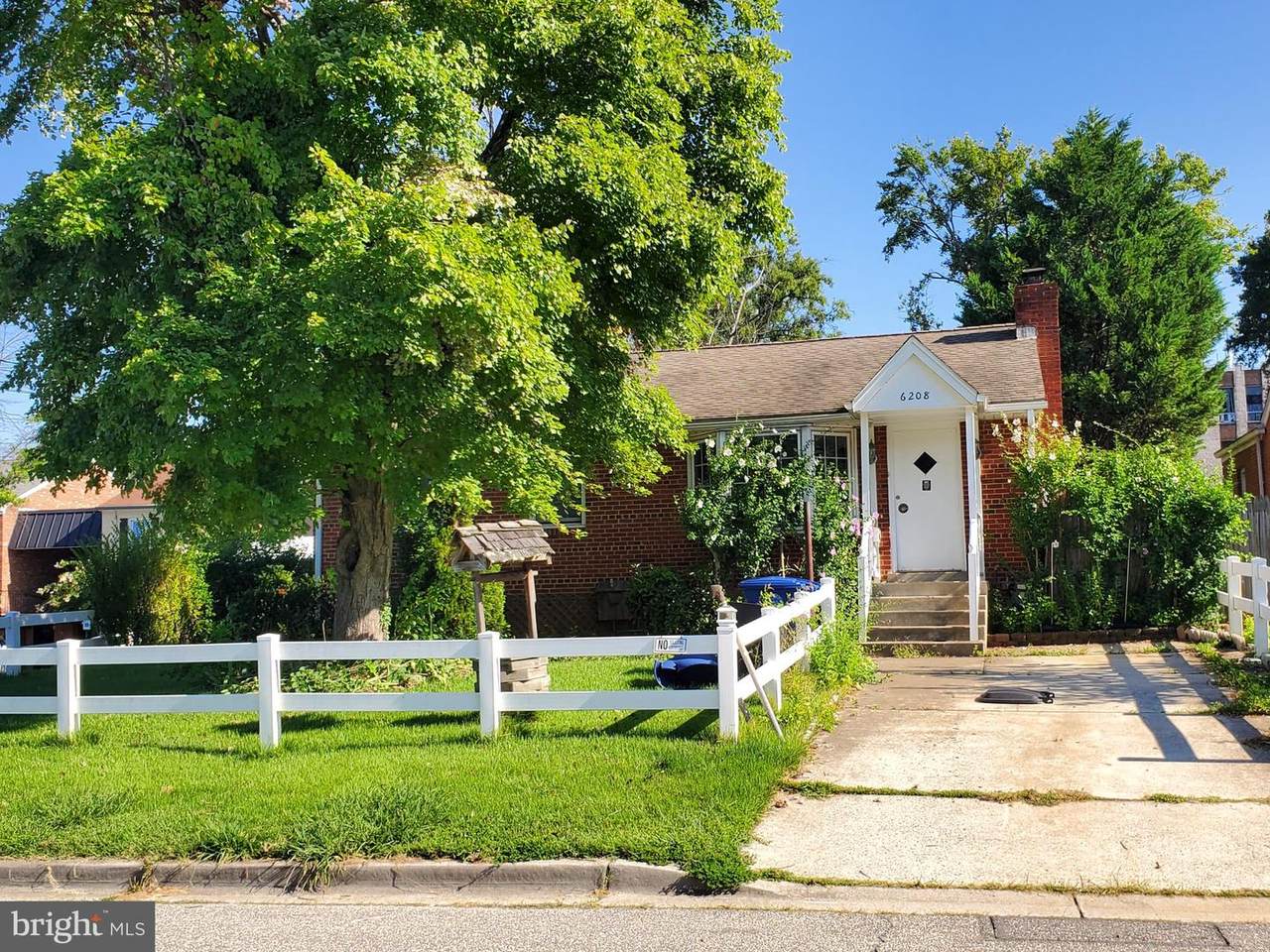 6208 Seminole Street - Photo 1