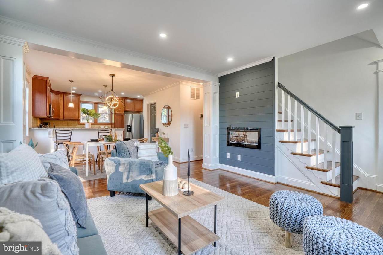 6019 Eastern Parkway - Photo 1