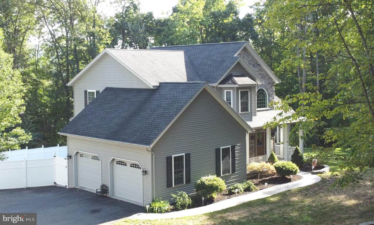 137 Tremont Avenue - Photo 1