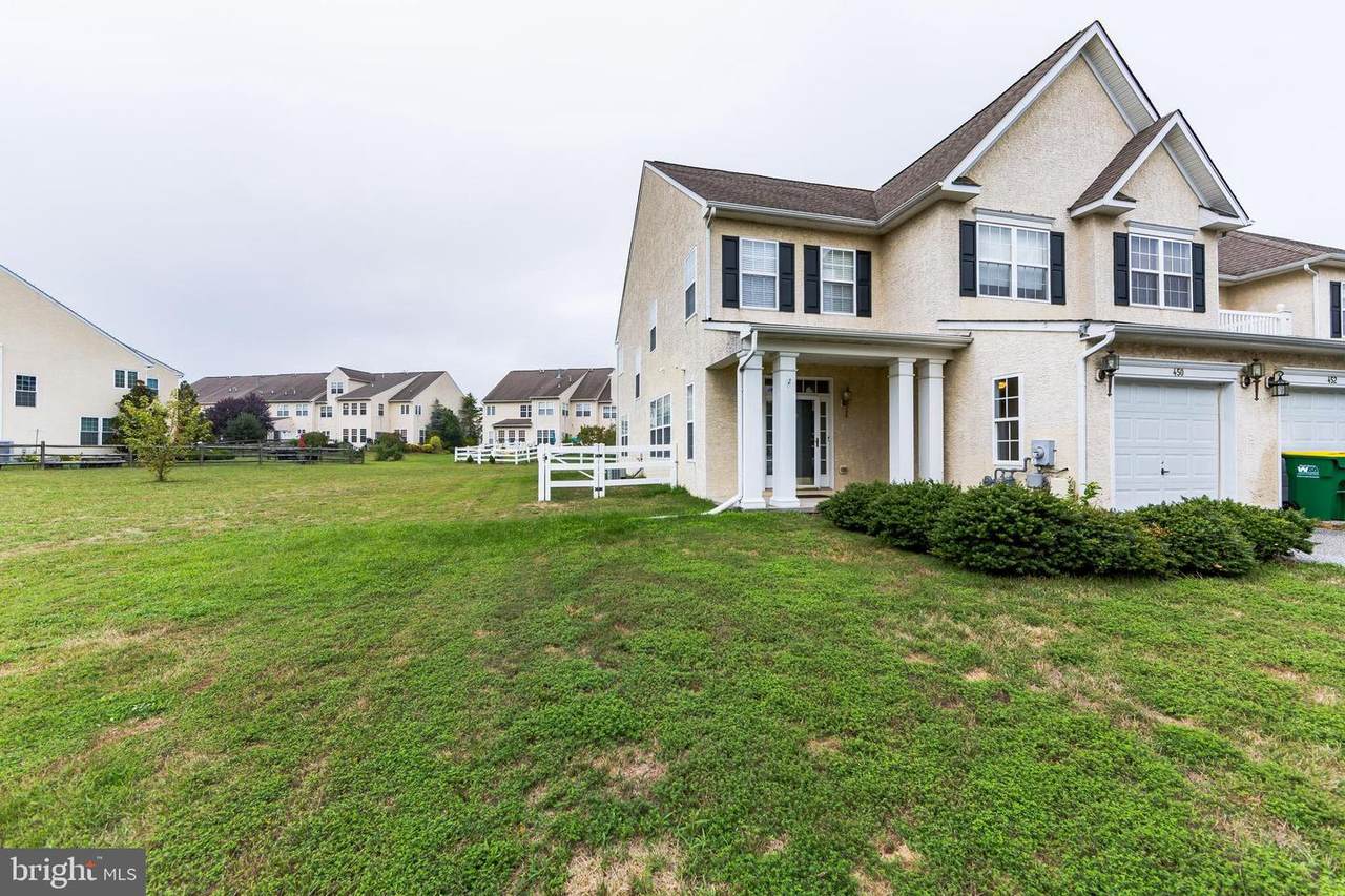 450 Brockton Drive - Photo 1