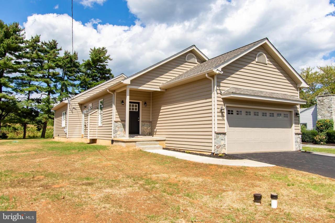 67 Meetinghouse Lane - Photo 1