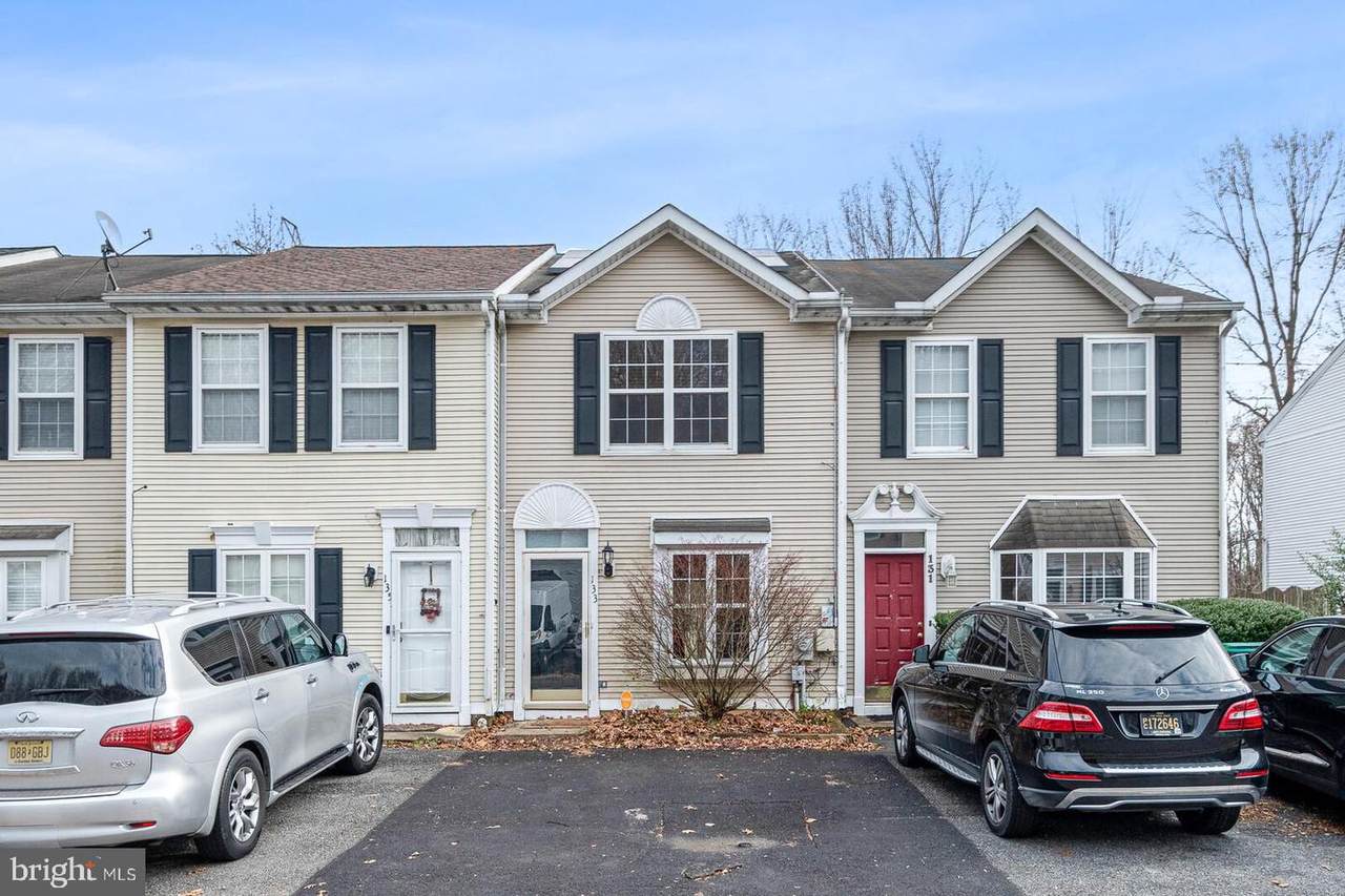 133 Creekside Court - Photo 1