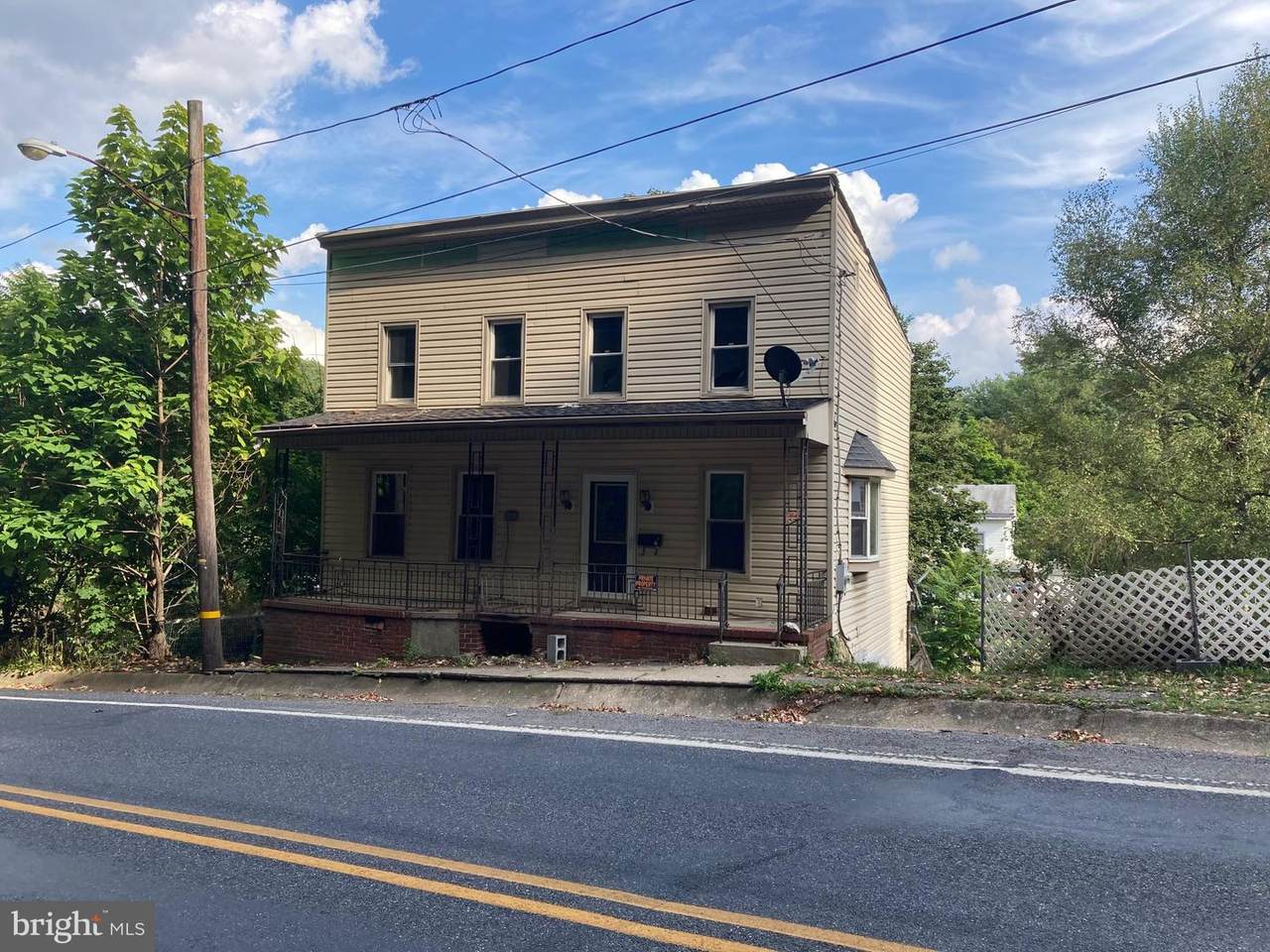521 3RD Street - Photo 1