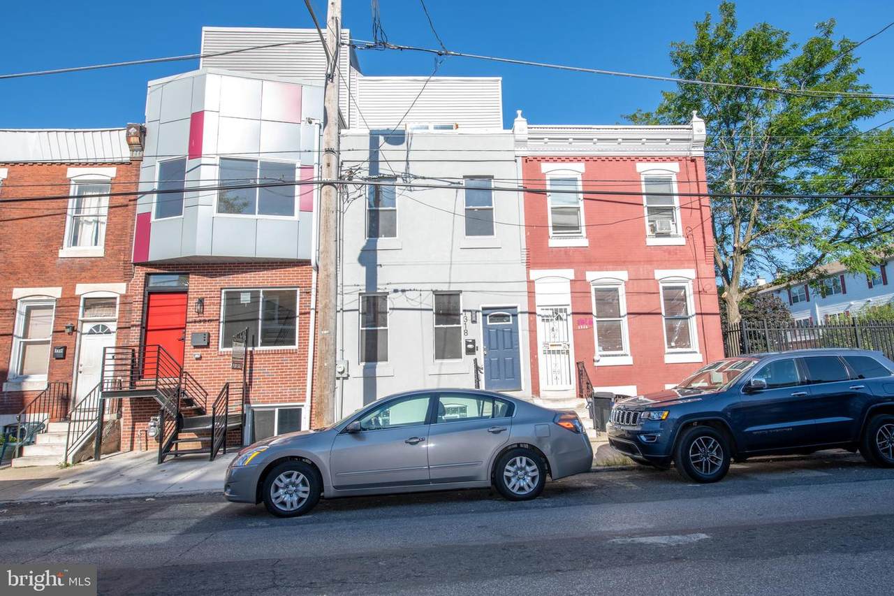 1318 31ST Street - Photo 1