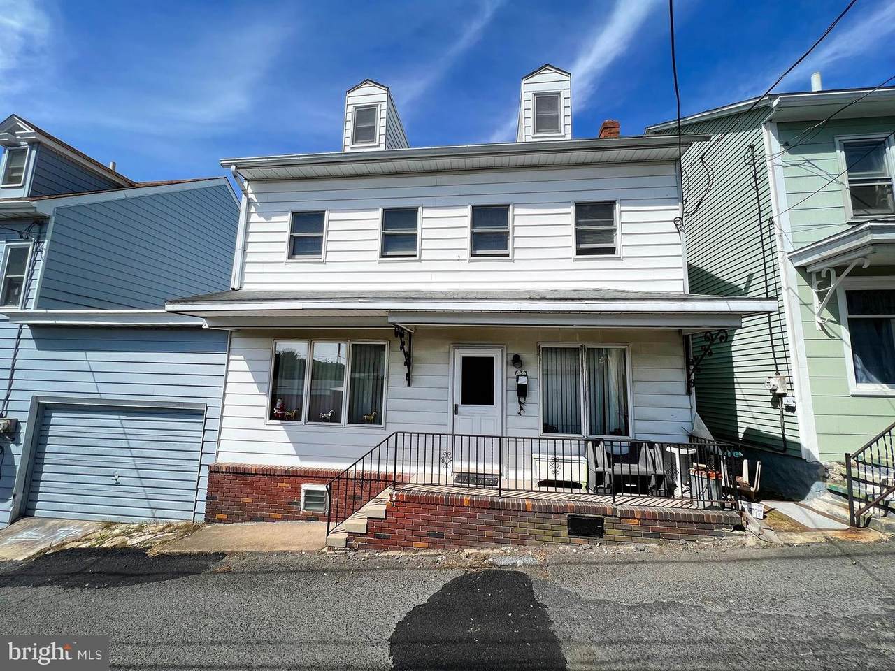 433-435 Atlantic Street - Photo 1