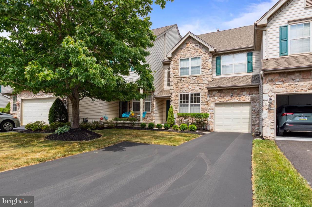 3831 Nanlyn Farms Circle - Photo 1