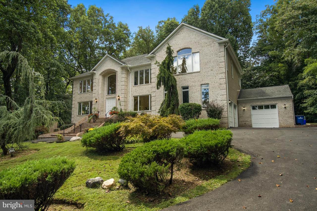 10121 Glen Road - Photo 1