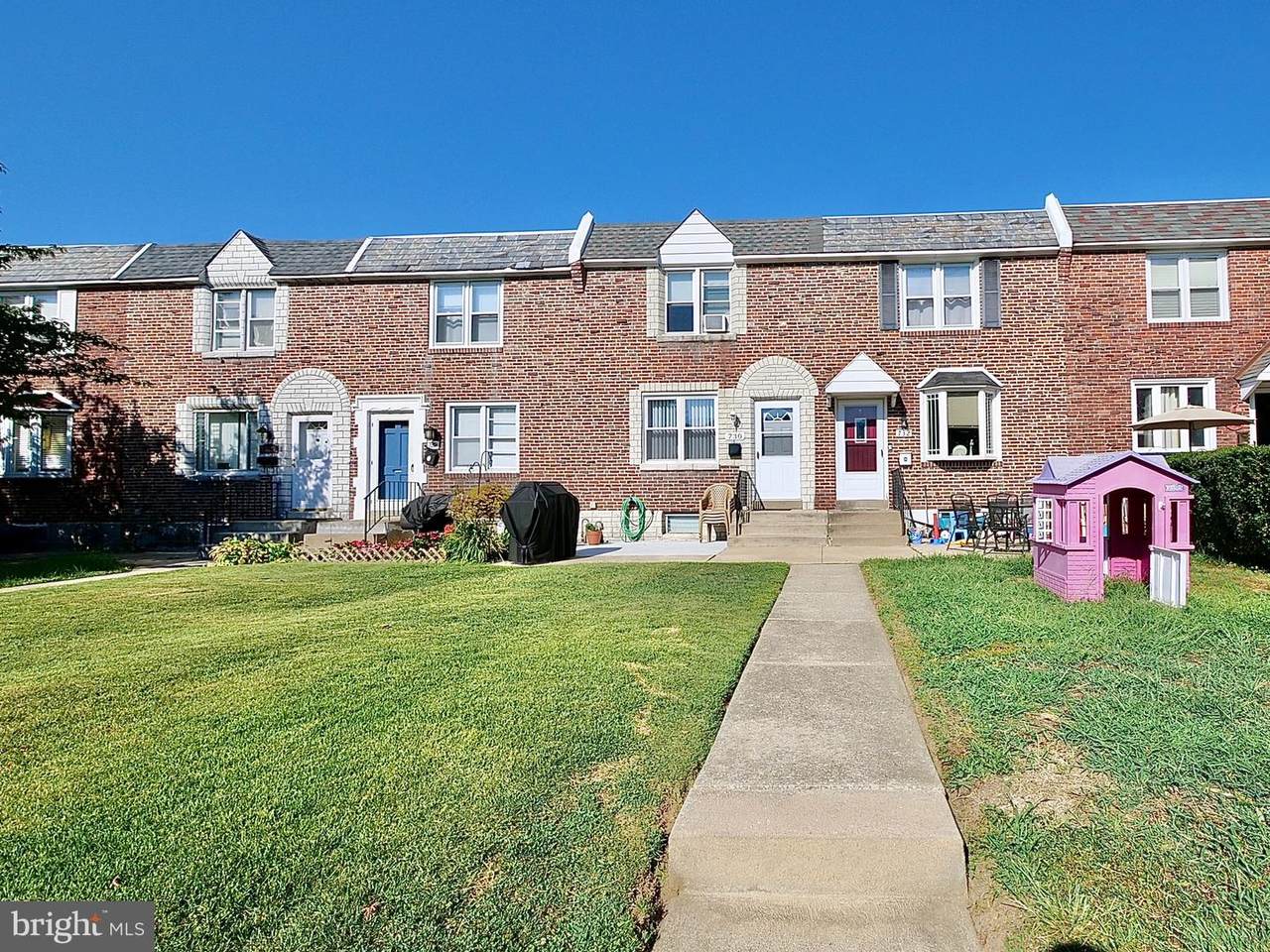 730 Surrey Lane - Photo 1
